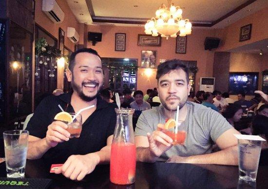 Business Class Resto Bar